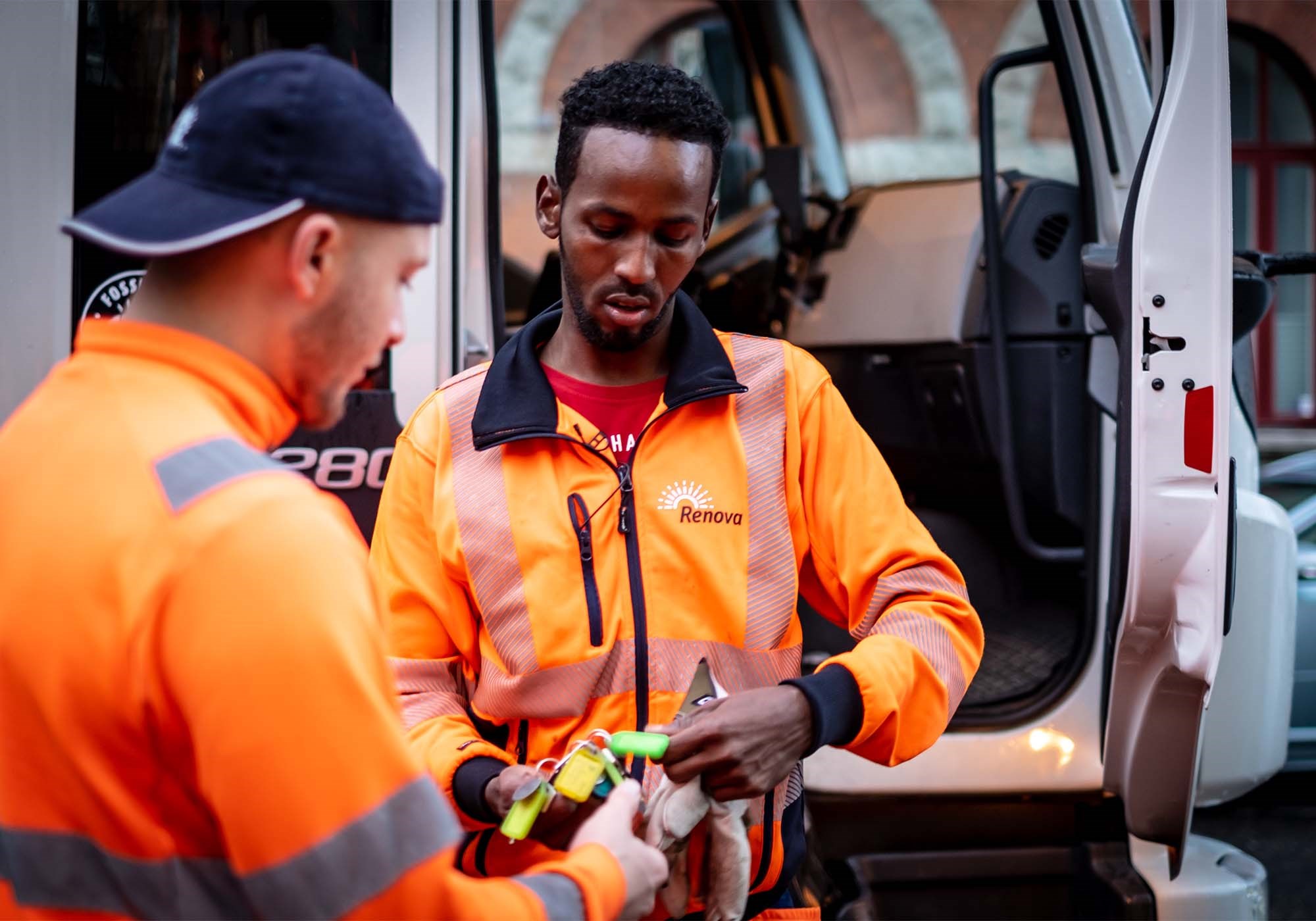 Personal på  Renova diskuterar nycklar